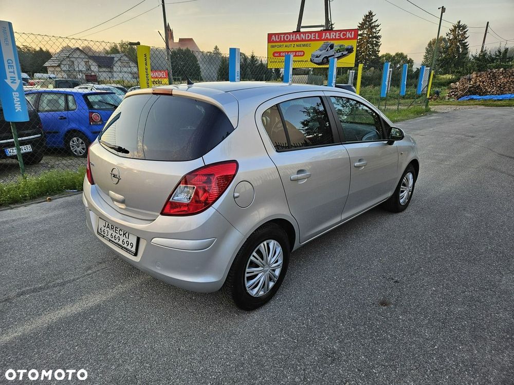 Opel Corsa - 4