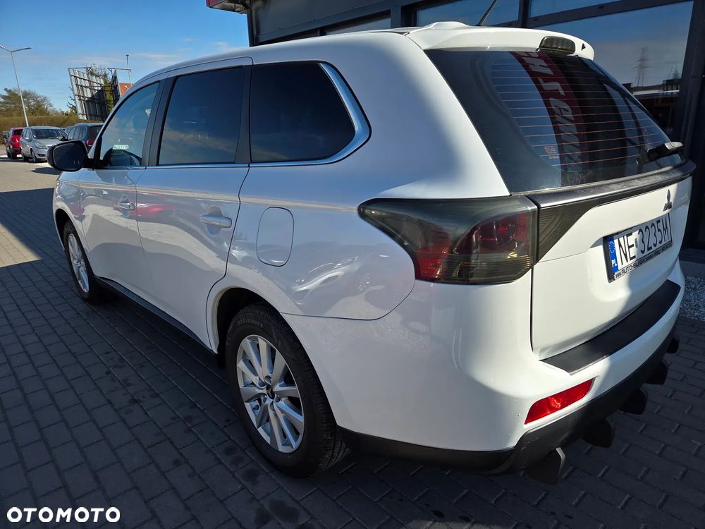 Mitsubishi Outlander 2.0 City Style 2WD - 4
