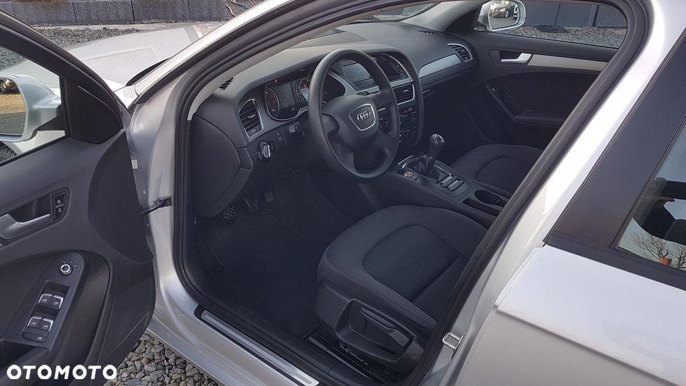 Audi A4 Avant 1.8 TFSI Attraction - 22