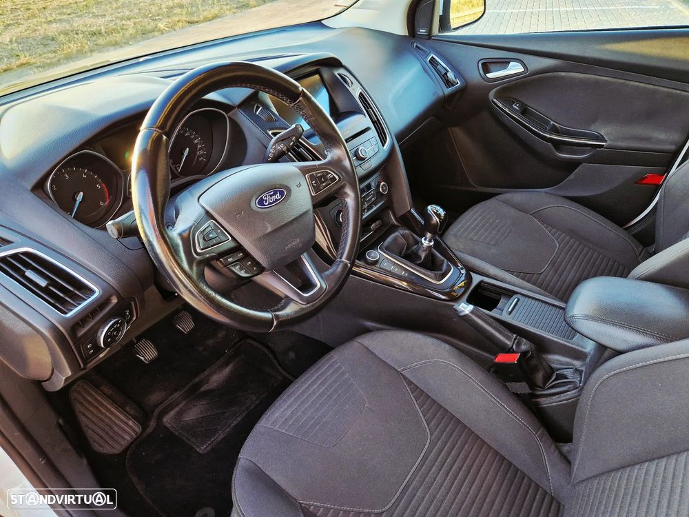 Ford Focus SW 1.5 TDCi Titanium - 5