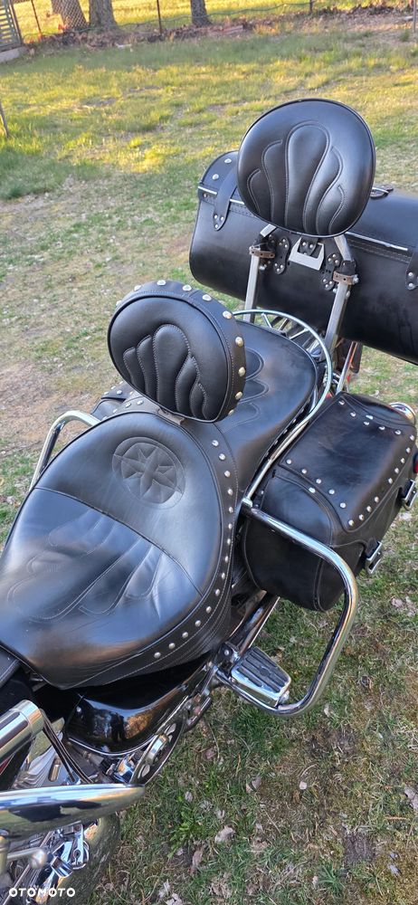 Yamaha Road Star - 8