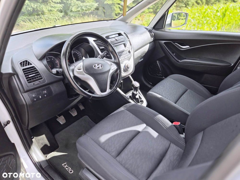 Hyundai ix20 1.4 CRDi blue Comfort - 11