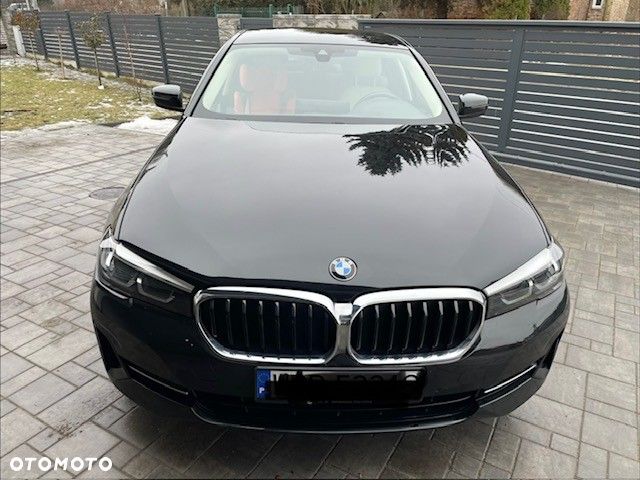 BMW Seria 5 520d xDrive - 3