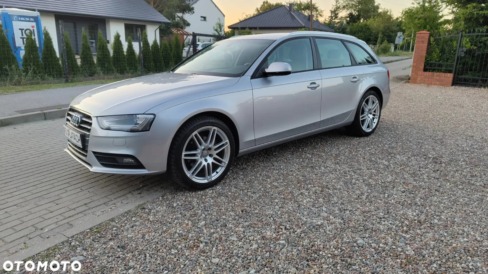 Audi A4 Avant 2.0 TDI DPF clean diesel multitronic Attraction - 17