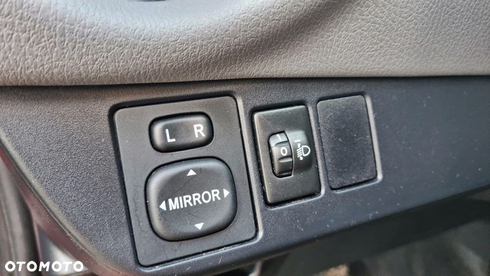Toyota Yaris 1.0 VVT-i Comfort - 17