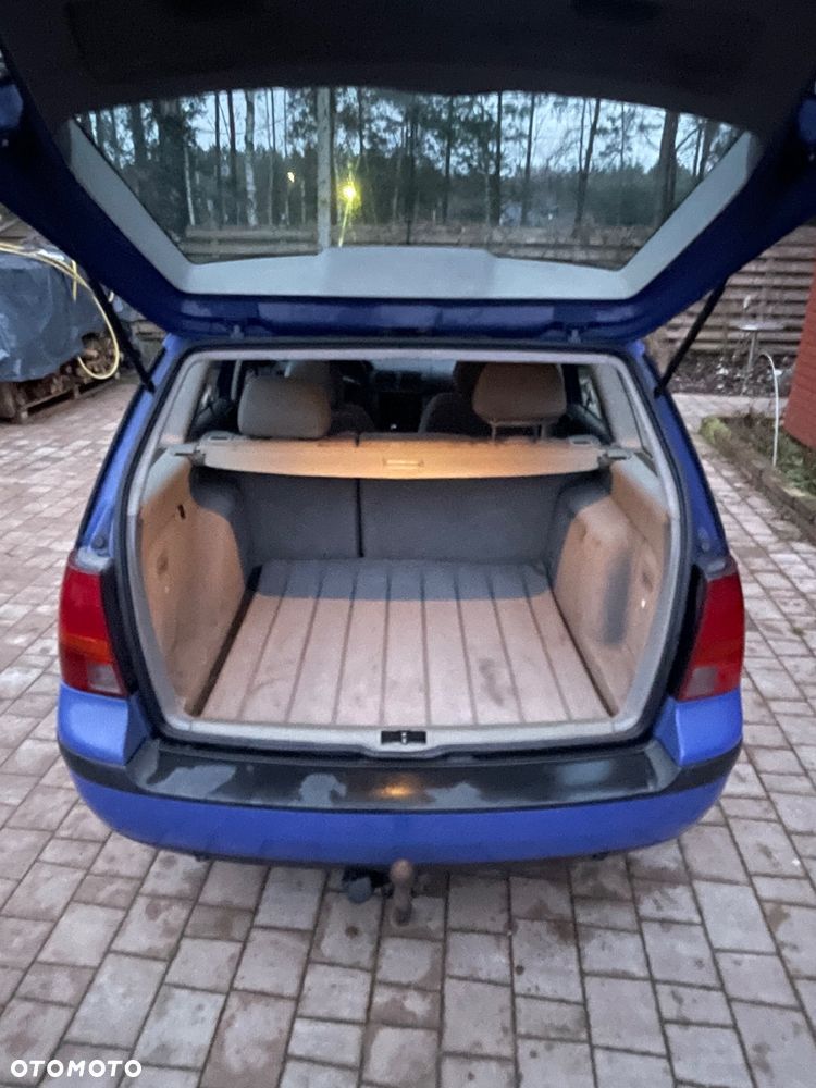 Volkswagen Golf 1.9 TDI - 9