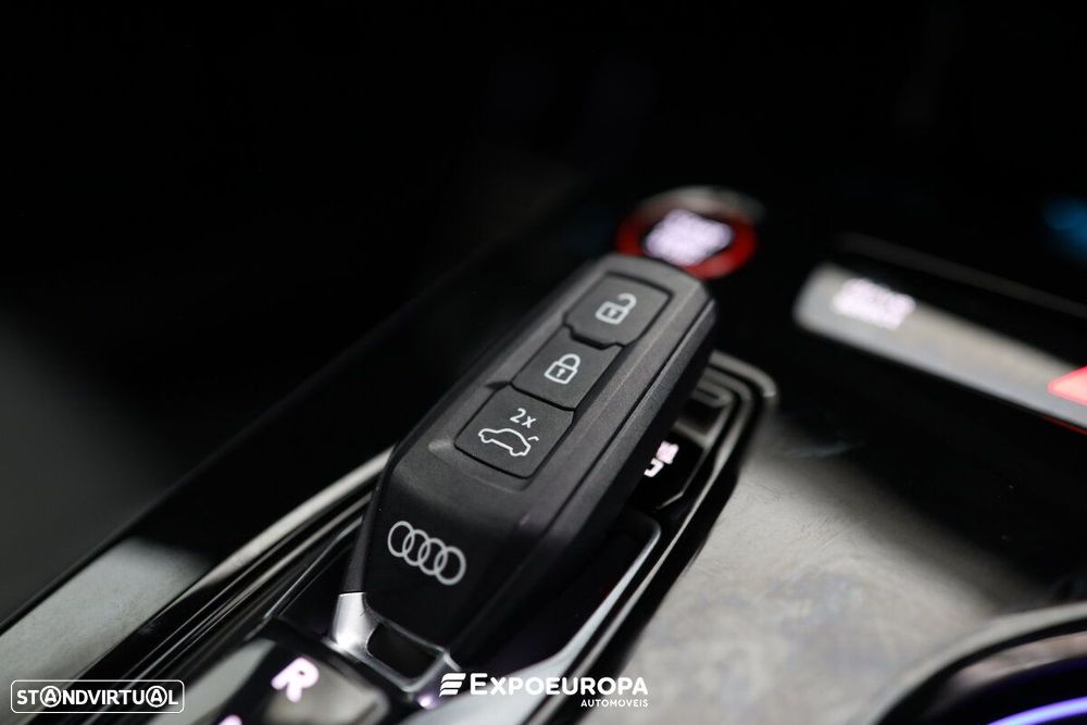 Audi A5 Avant TDI S line Tech - 29