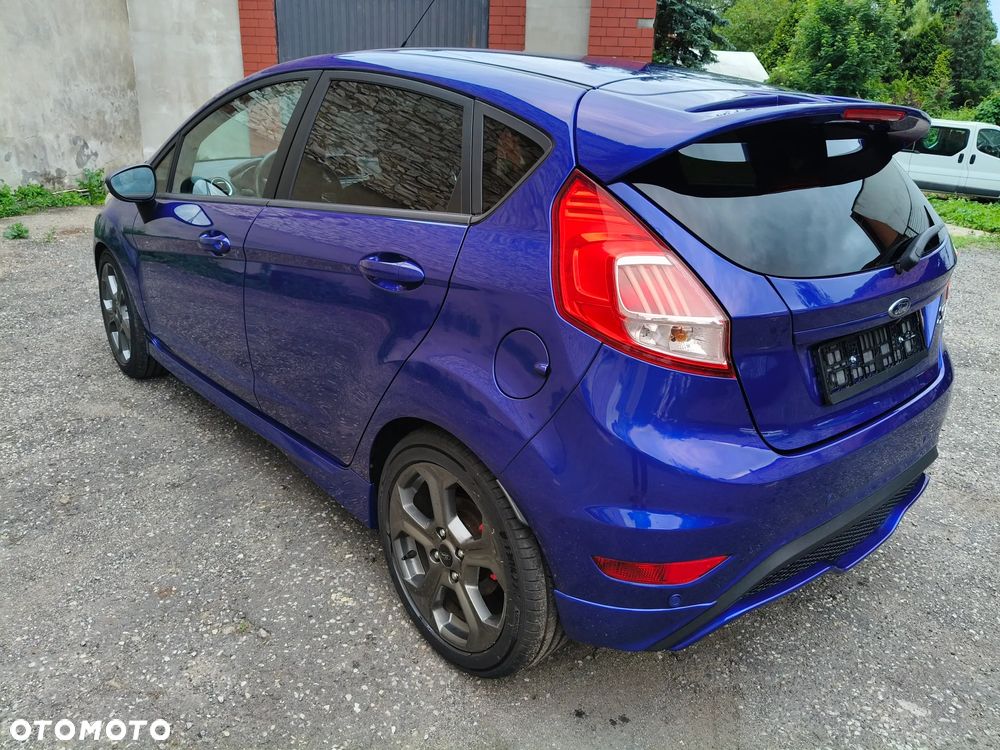 Ford Fiesta 1.6 EcoBoost ST - 6