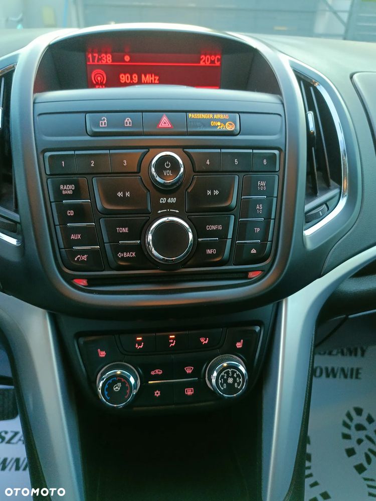 Opel Zafira - 27