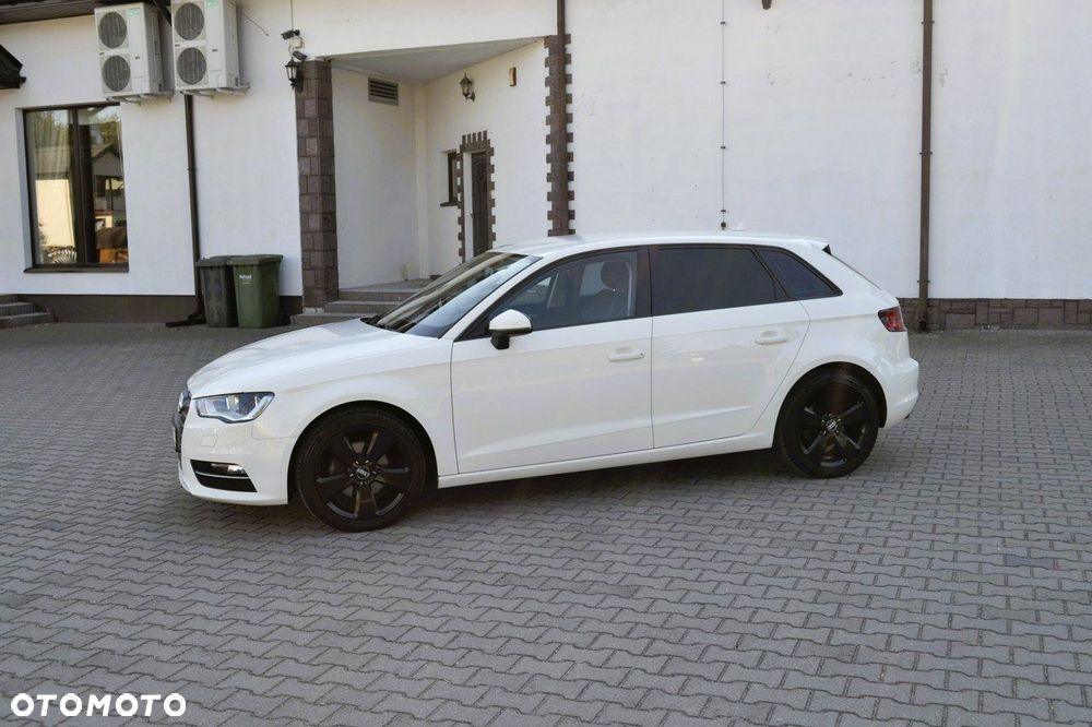 Audi A3 Sportback 2.0 TDI S tronic design - 6