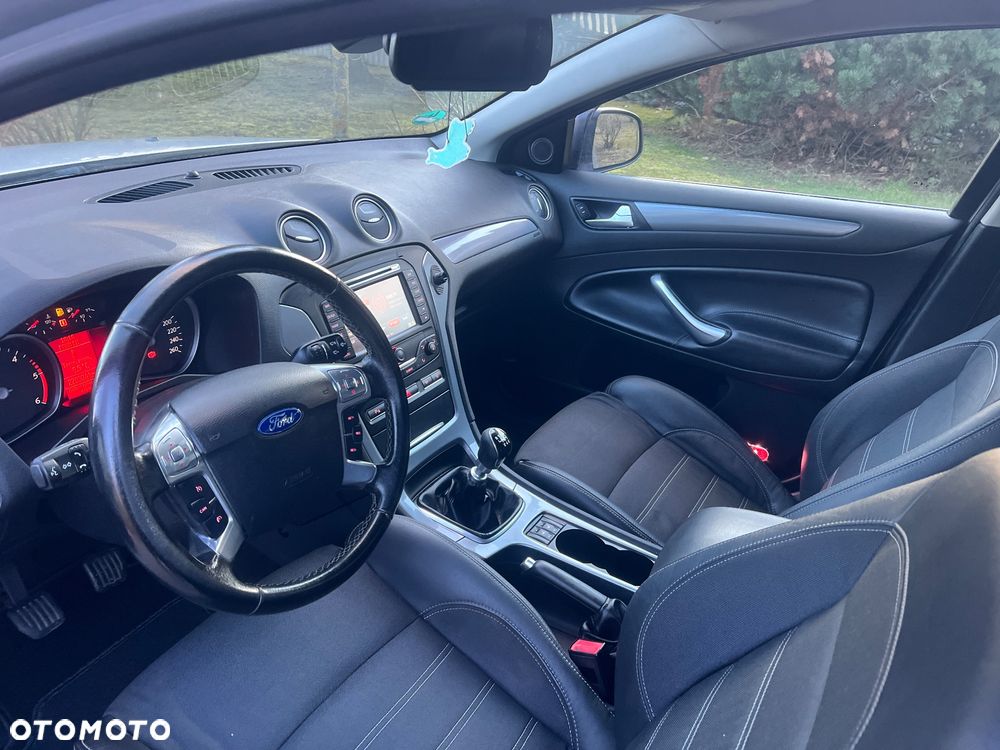 Ford Mondeo 2.0 TDCi Titanium - 9