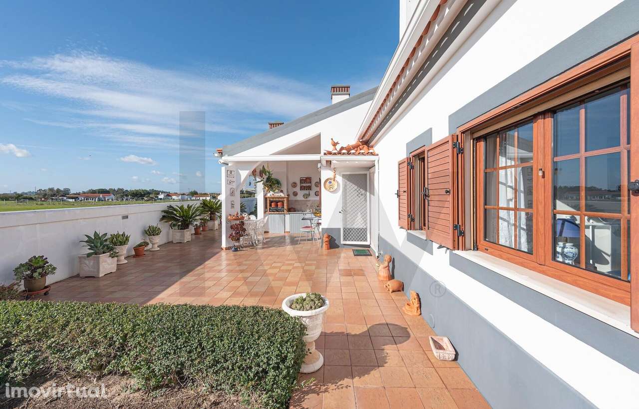 Moradia T4 com 320 m2 no Aceiro do Miranda, Pinhal Novo – Onde a Rural - Grande imagem: 2/48