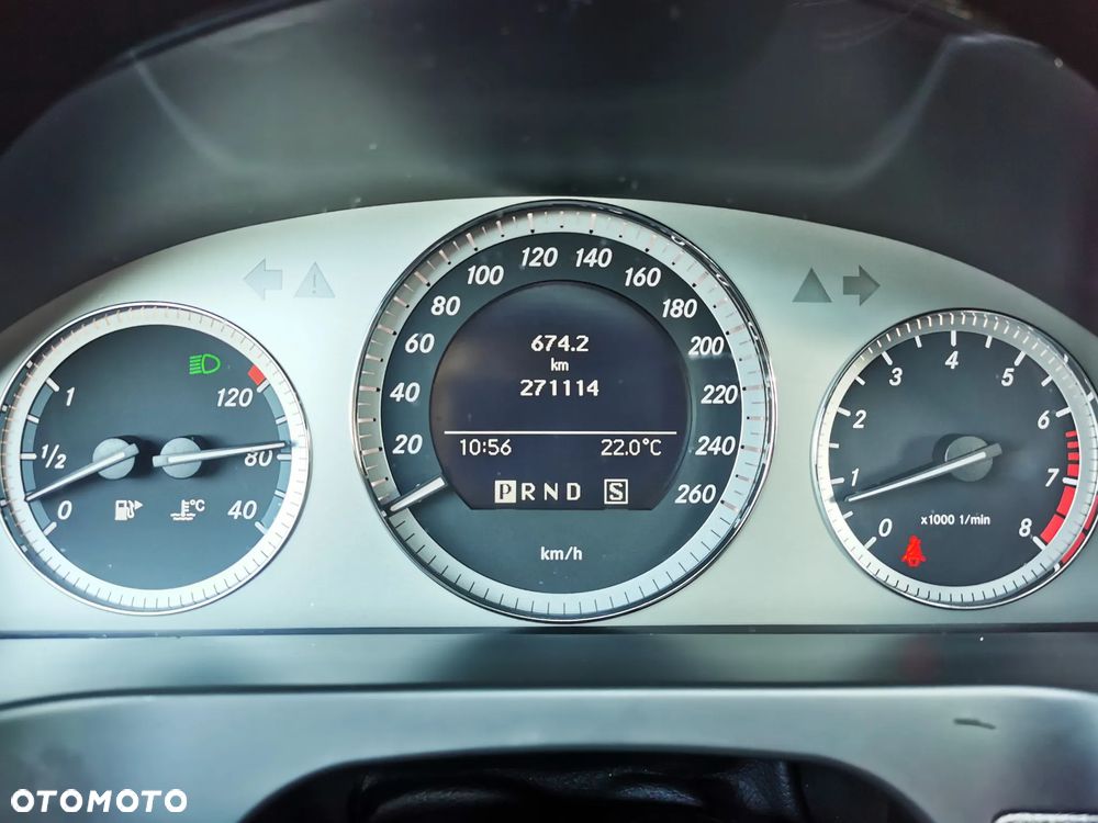 Mercedes-Benz Klasa C 200 (BlueEFFICIENCY) 7G-TRONIC Avantgarde - 13