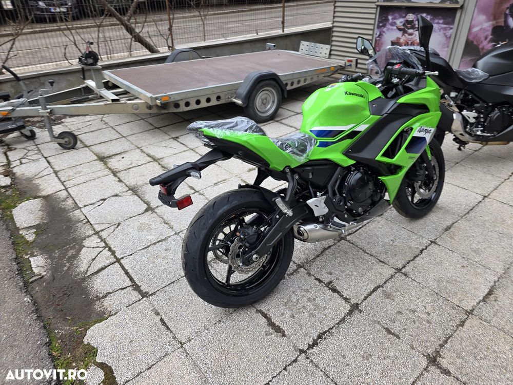 Kawasaki Ninja 650 - 8