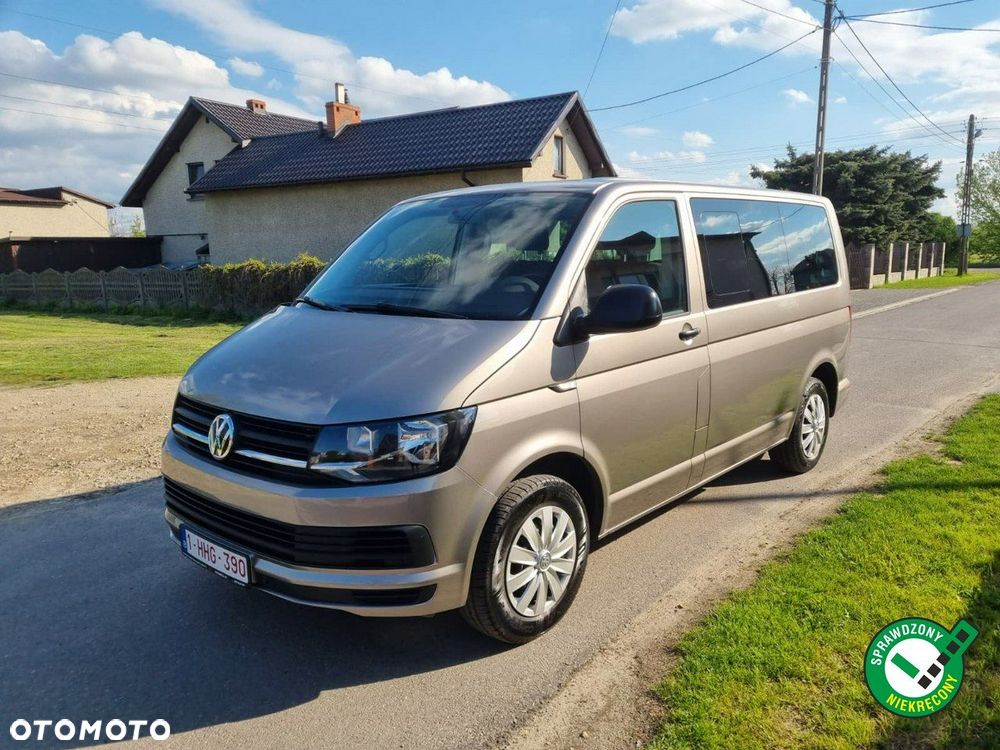 Volkswagen Multivan - 1