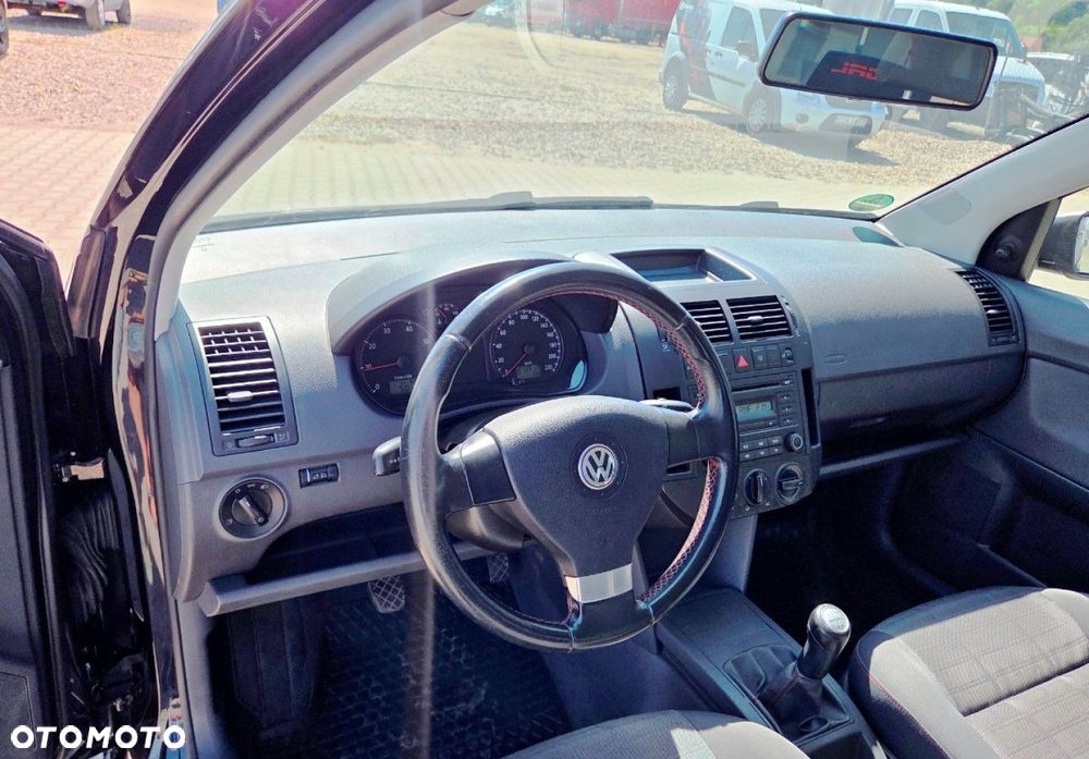 Volkswagen Polo - 5