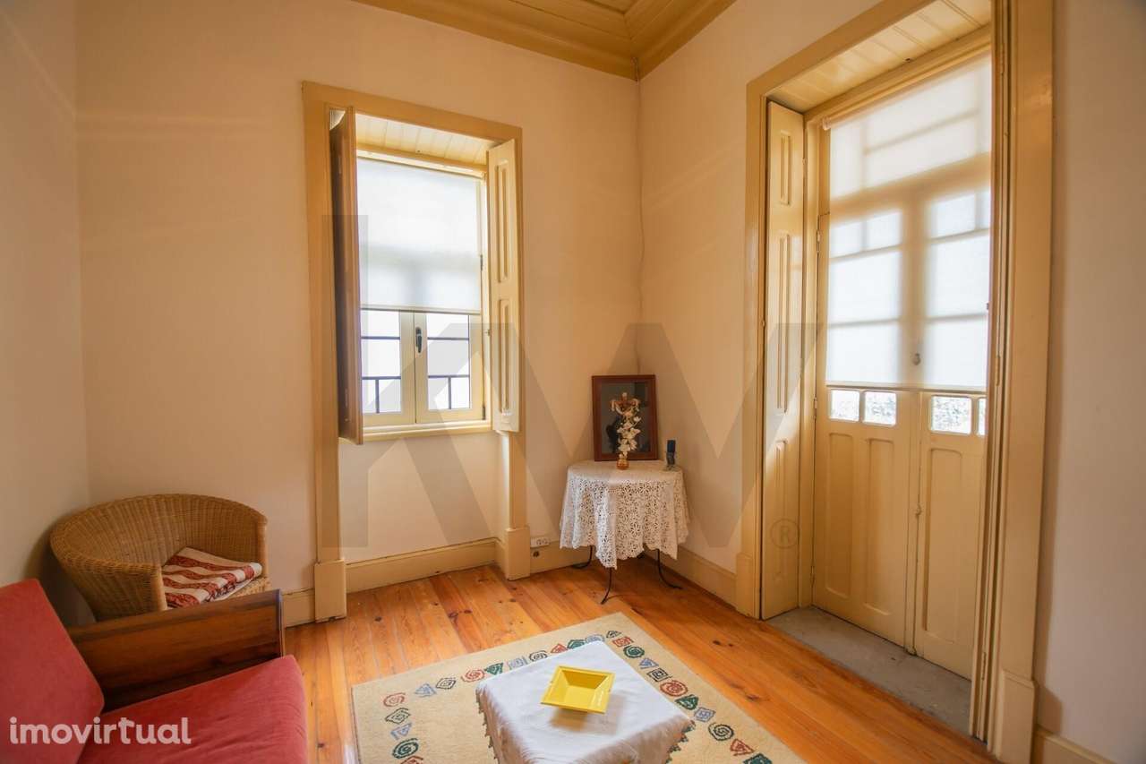 Moradia de Charme com 1.871 m2 de Terreno e Arquitetura de Época em Fr - Grande imagem: 5/40