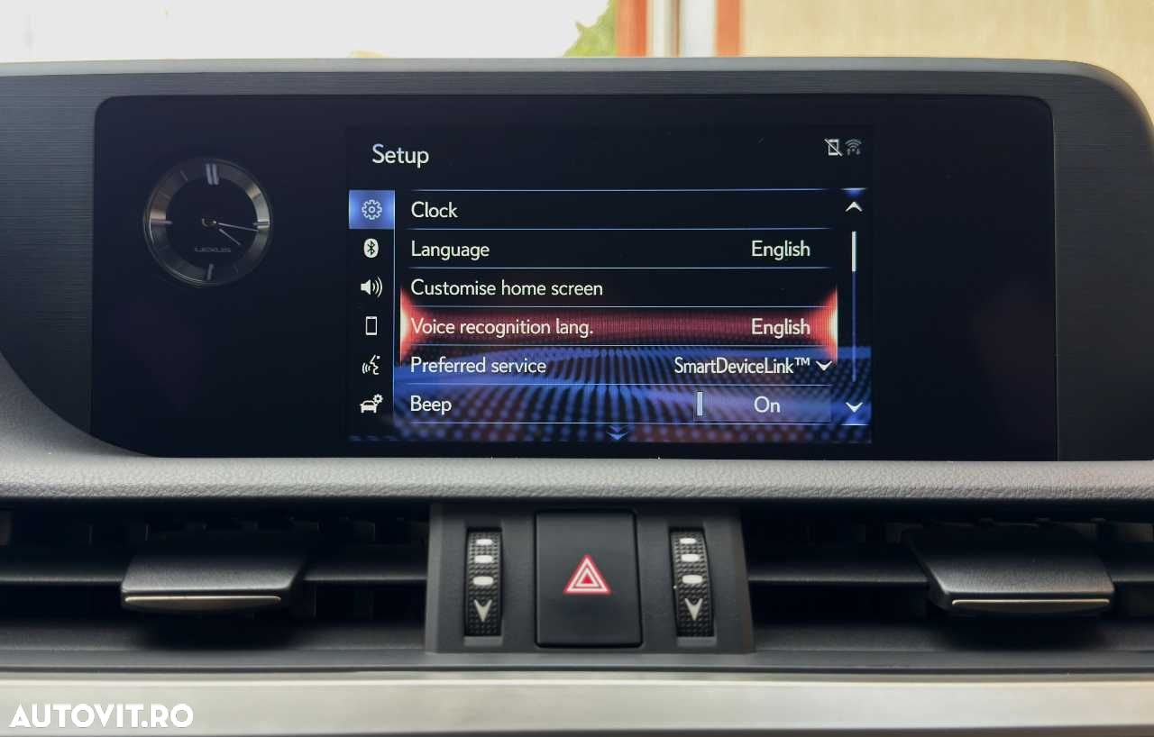 Lexus Seria ES 300h F Sport+ - 32