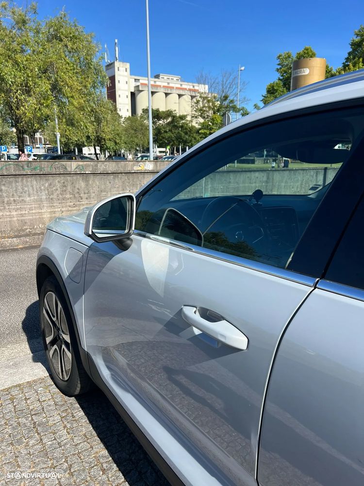 Volvo XC 40 1.5 T5 PHEV Momentum Plus - 38
