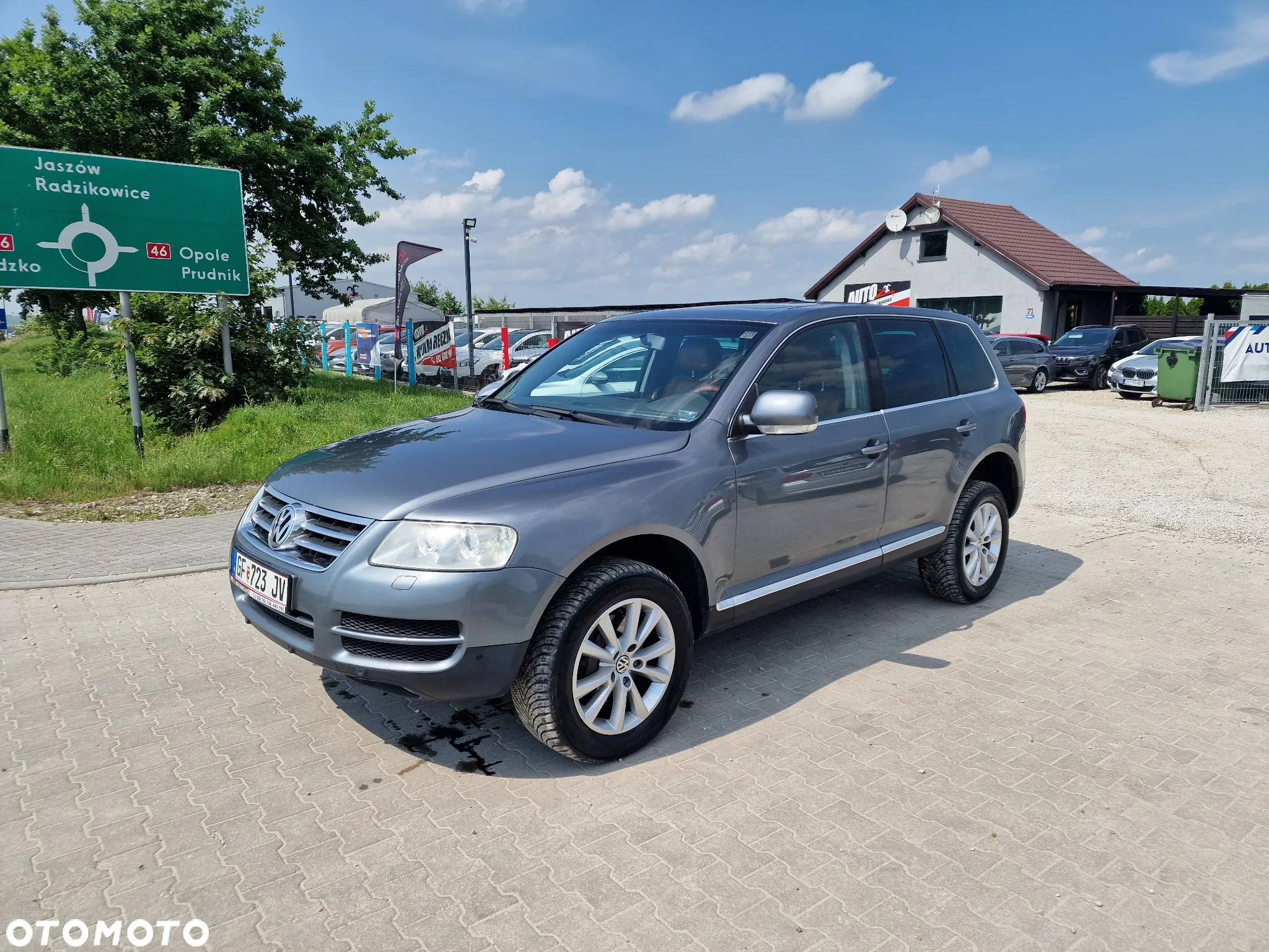 Volkswagen Touareg 3.0 V6 TDI DPF Automatik Individual - 2