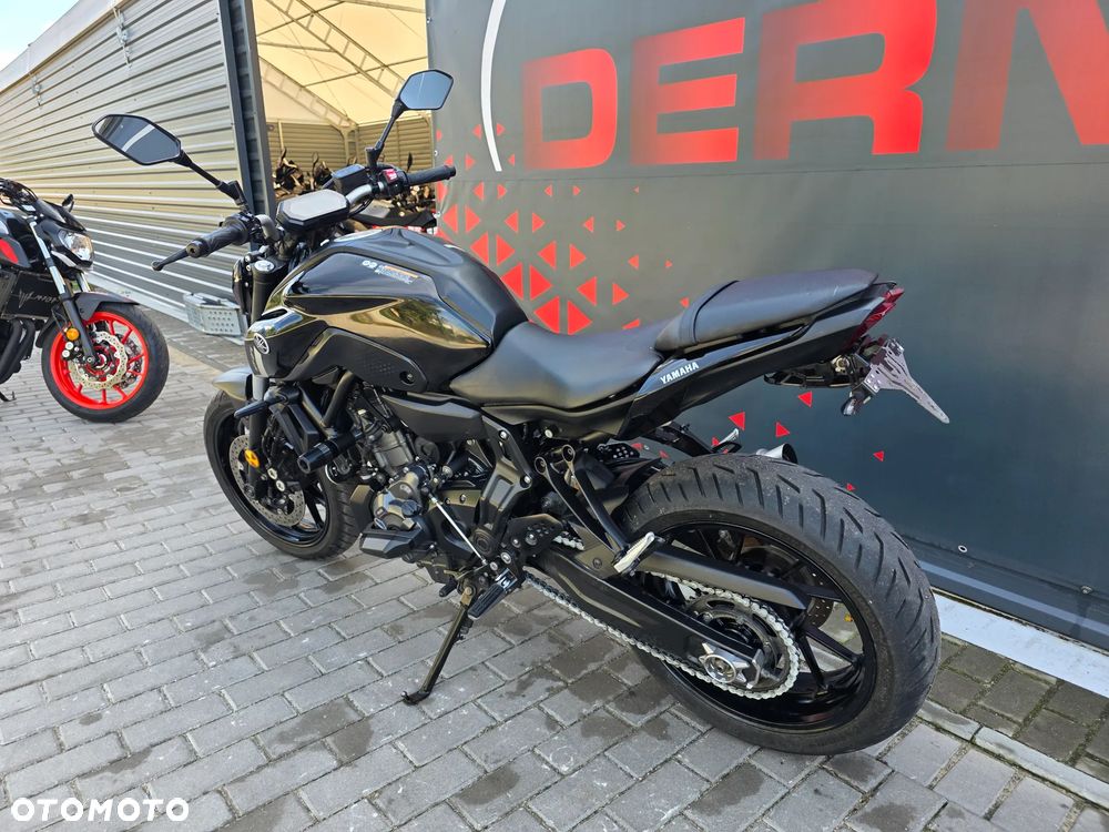 Yamaha MT - 6