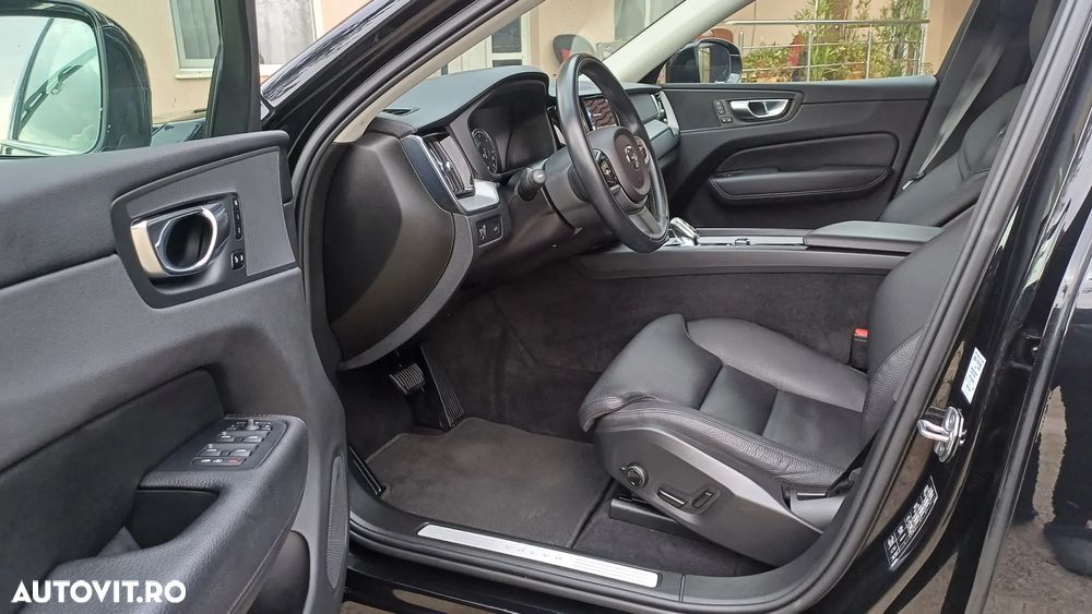 Volvo XC 60 B4 MHEV Inscription - 13