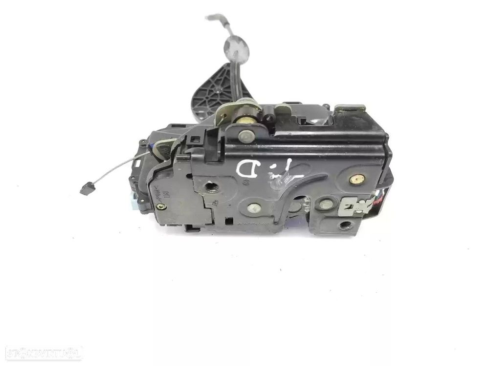 FECHADURA PORTA TRASEIRA DIREITA PORSCHE CAYENNE 2006 -95553201600 - 2