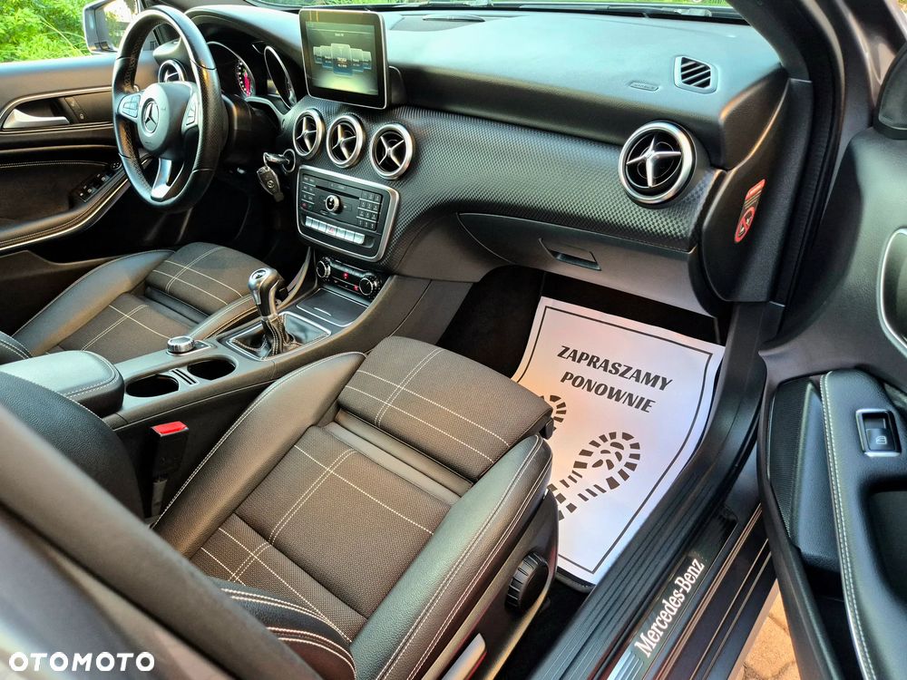 Mercedes-Benz Klasa A 180 (BlueEFFICIENCY) Urban - 35