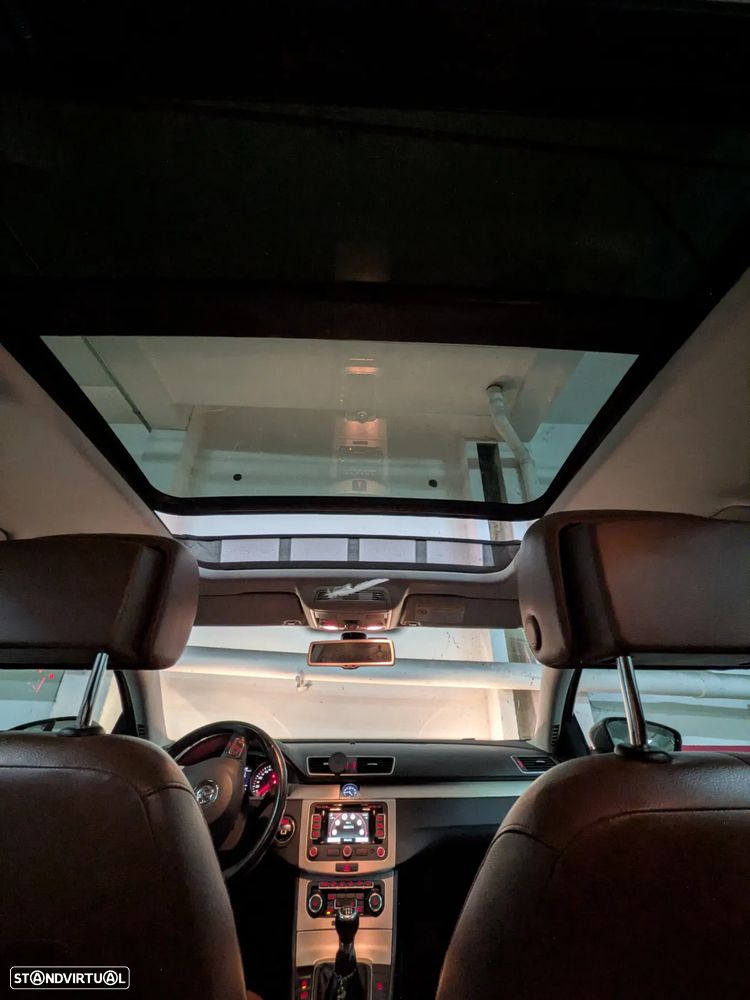 VW Passat Variant 1.6 TDI BlueMotion Comfortline - 28