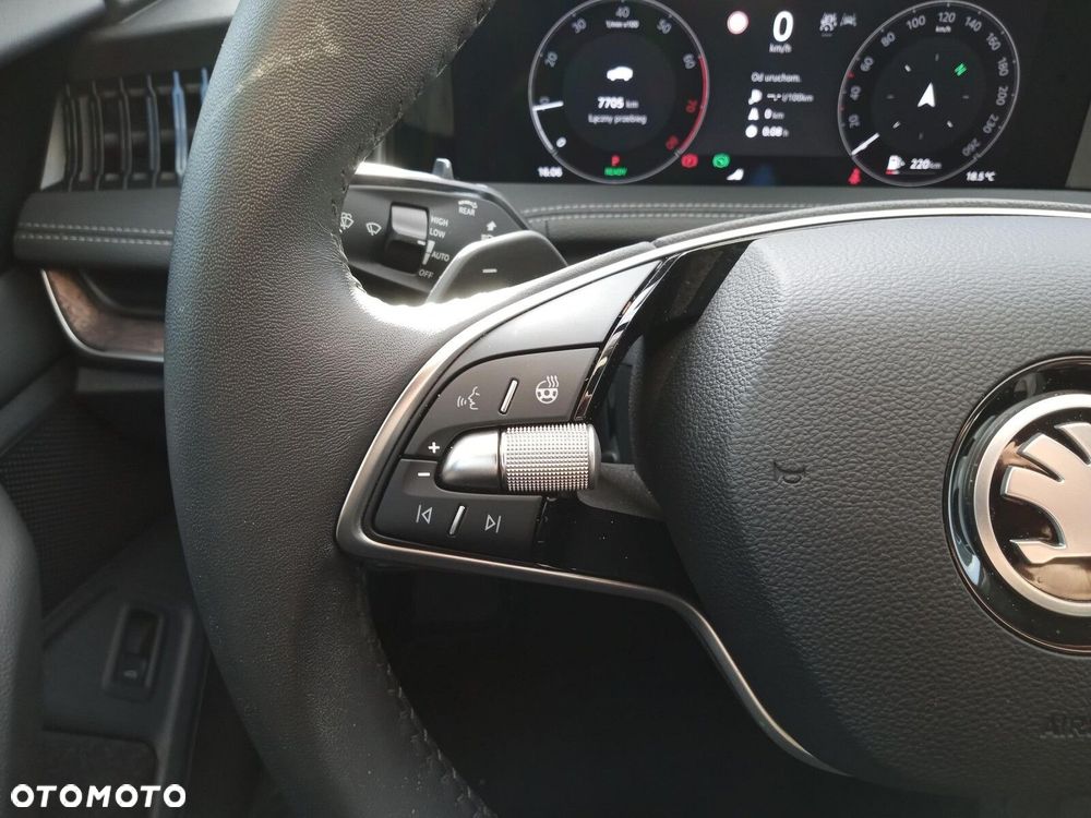 Skoda Superb 1.5 TSI L&K DSG - 14