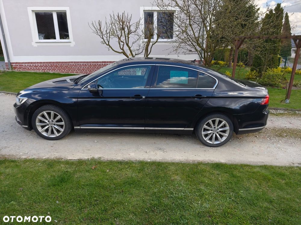 Volkswagen Passat 1.6 TDI SCR DSG Business - 2