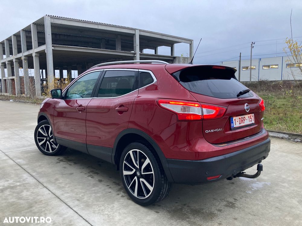 Nissan Qashqai 1.6 DCI ALL-MODE 4x4i TEKNA+ - 3