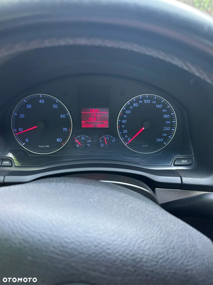 Volkswagen Golf 1.6 FSI GT Sport - 10