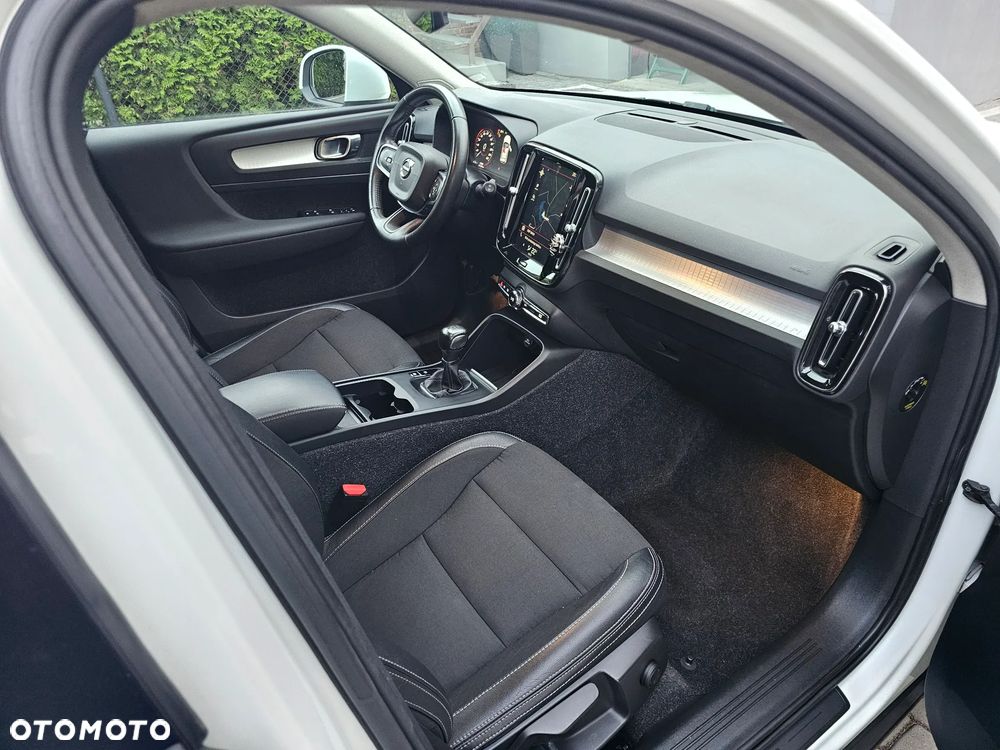 Volvo XC 40 - 9
