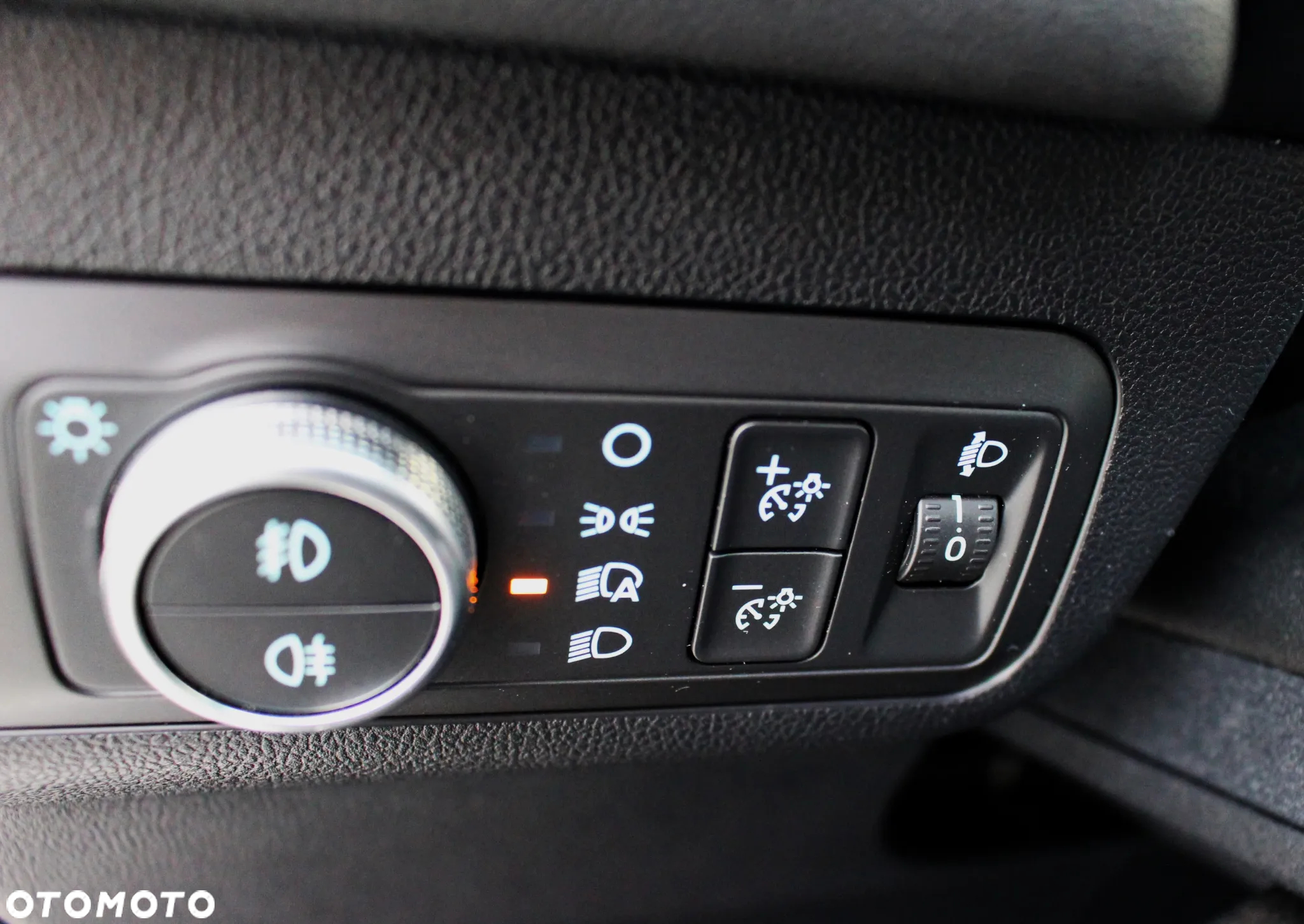 Ford Kuga 2.0 EcoBlue AWD Titanium X - 35