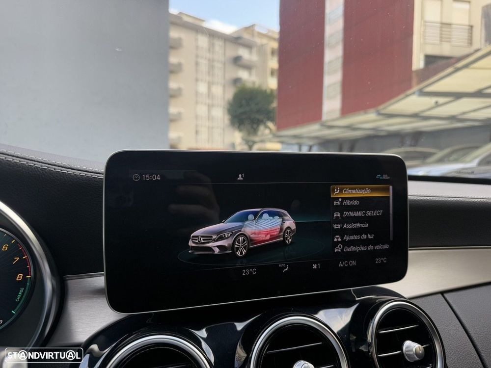 Mercedes-Benz C 300 e AMG Line - 47