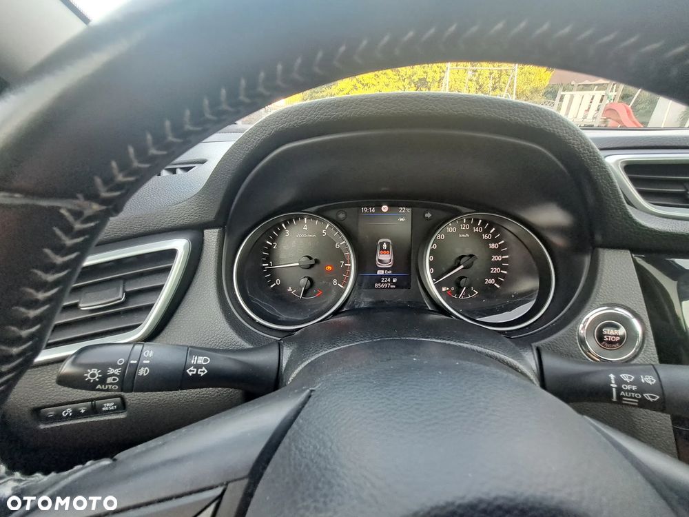 Nissan Qashqai 1.3 DIG-T N-Connecta - 11