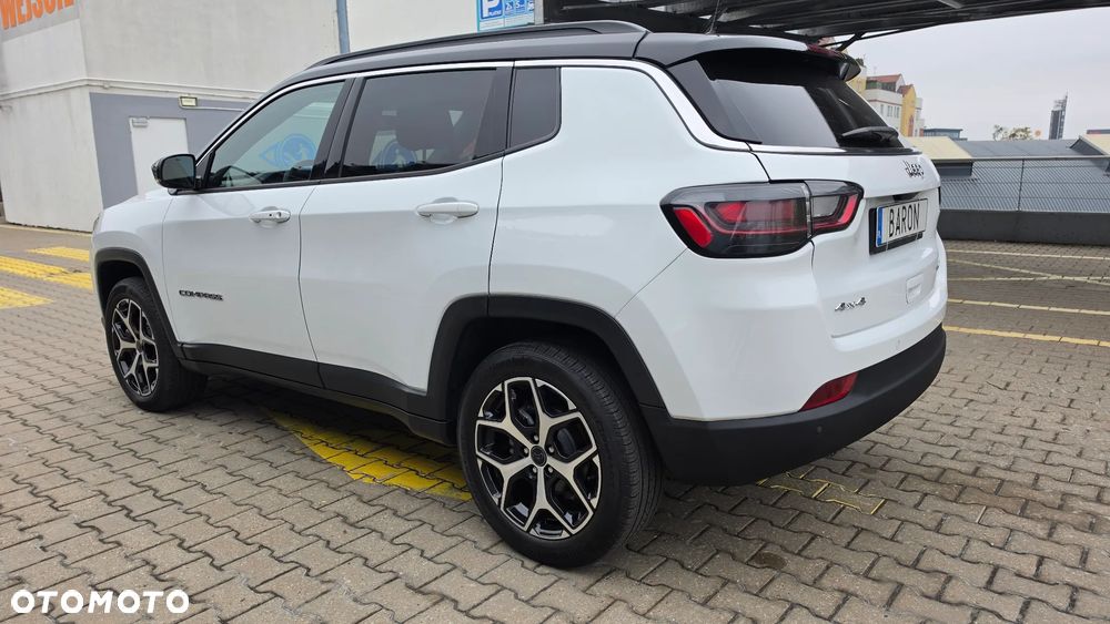 Jeep Compass - 8