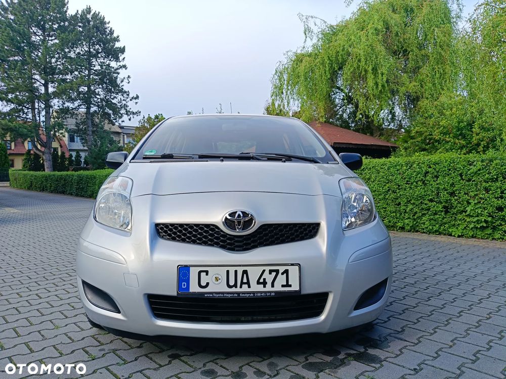 Toyota Yaris - 2