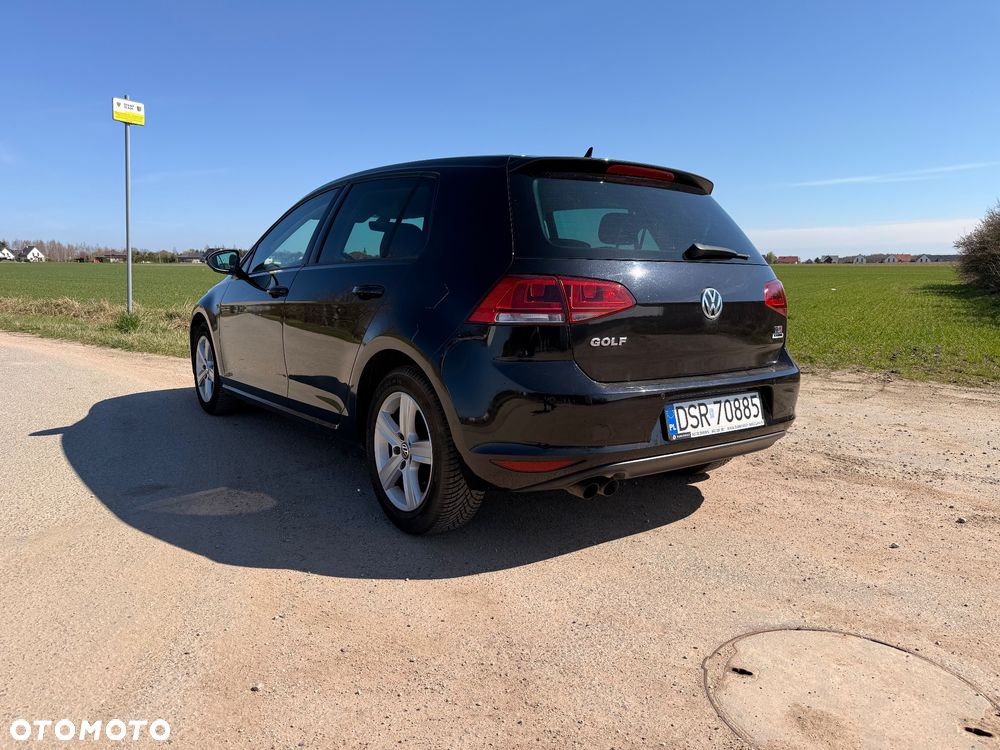 Volkswagen Golf 1.4 TSI BMT Highline - 2