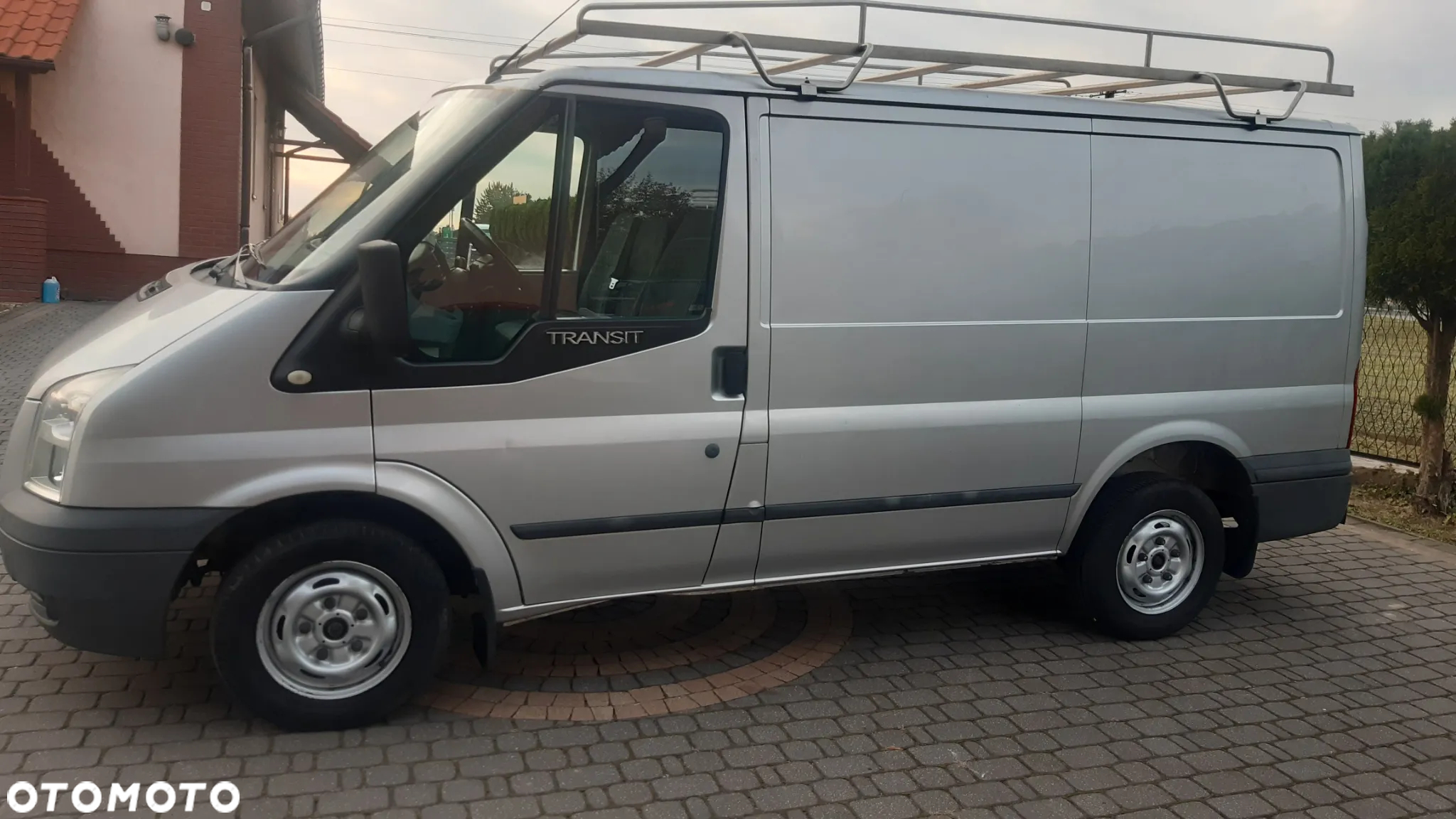 Ford Transit - 17