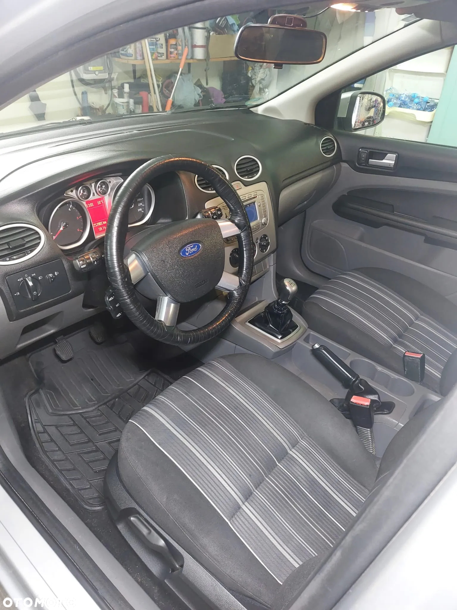 Ford Focus 1.6 TDCi Ambiente - 7