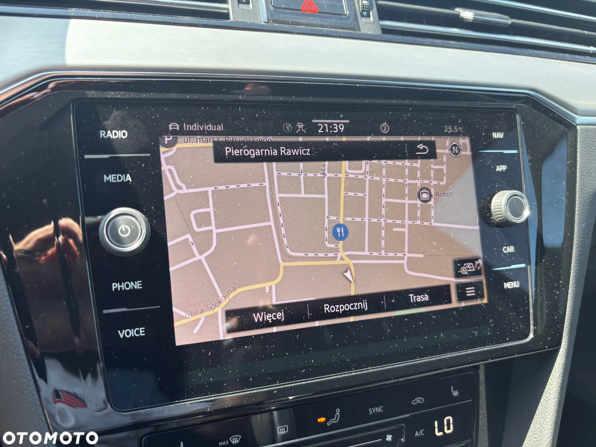 Volkswagen Passat 2.0 TSI Elegance DSG - 8