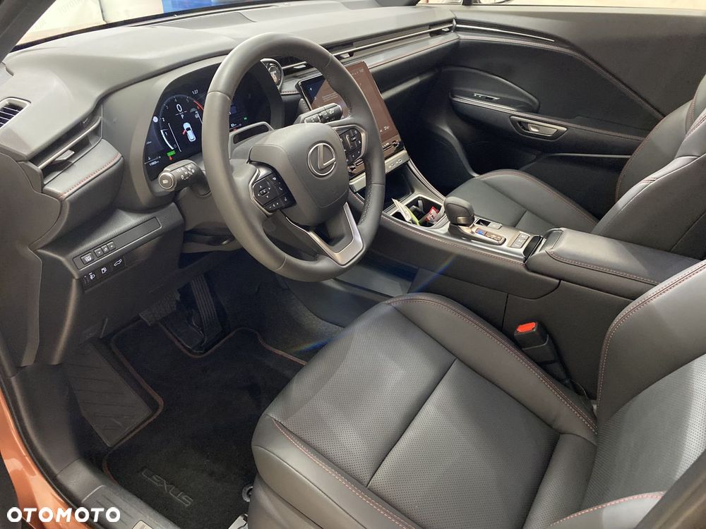 Lexus LBX 1.5 Hybrid Emotion - 3