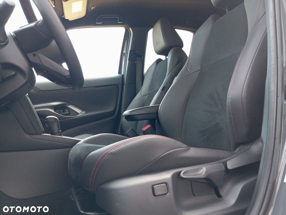 Toyota Yaris Cross Hybrid 1.5 GR Sport - 19