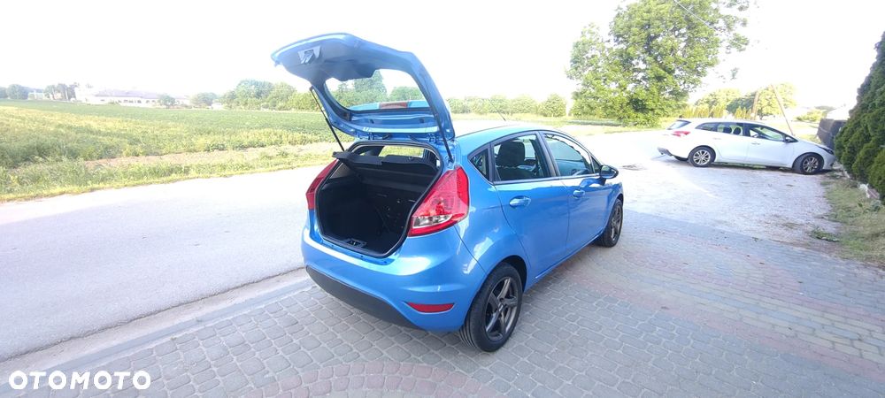 Ford Fiesta 1.25 Ambiente - 17
