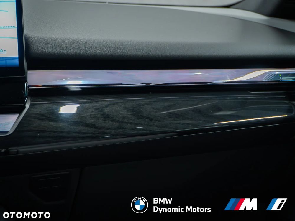 BMW Seria 5 540d xDrive - 28