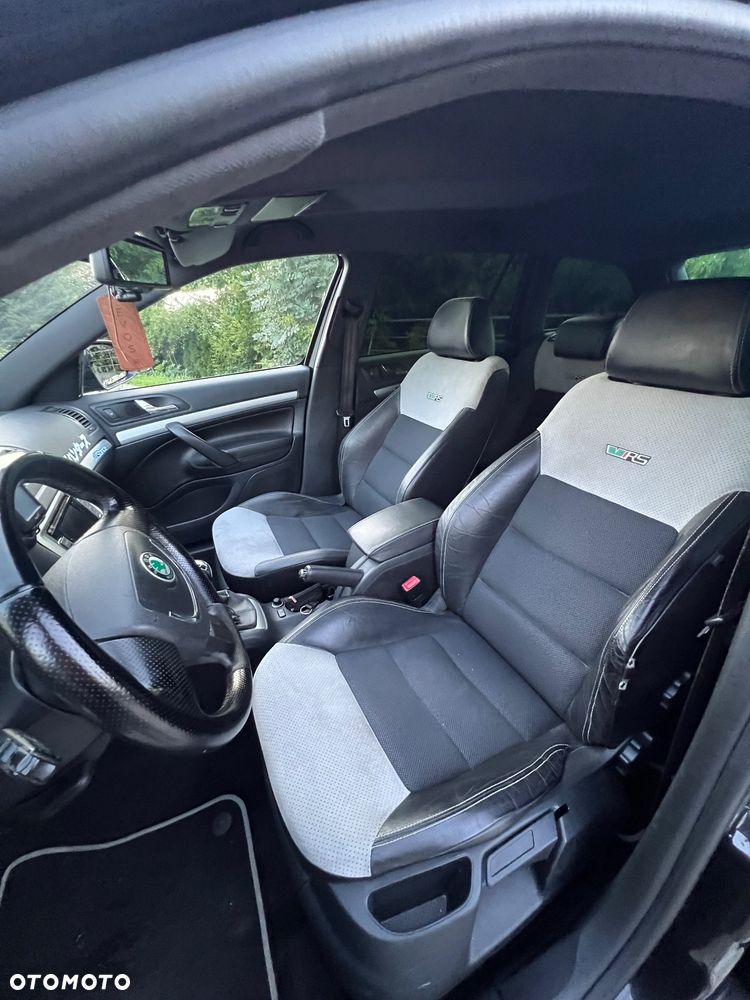 Skoda Octavia 2.0 TDI RS - 9