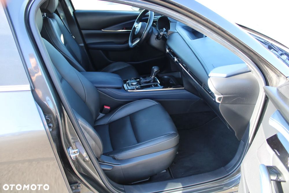 Mazda CX-30 2.5 mHEV Centre-Line 2WD - 11