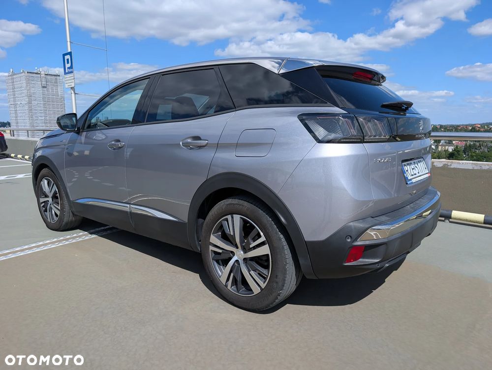 Peugeot 3008 1.6 PureTech HYbrid Allure S&S EAT8 - 12